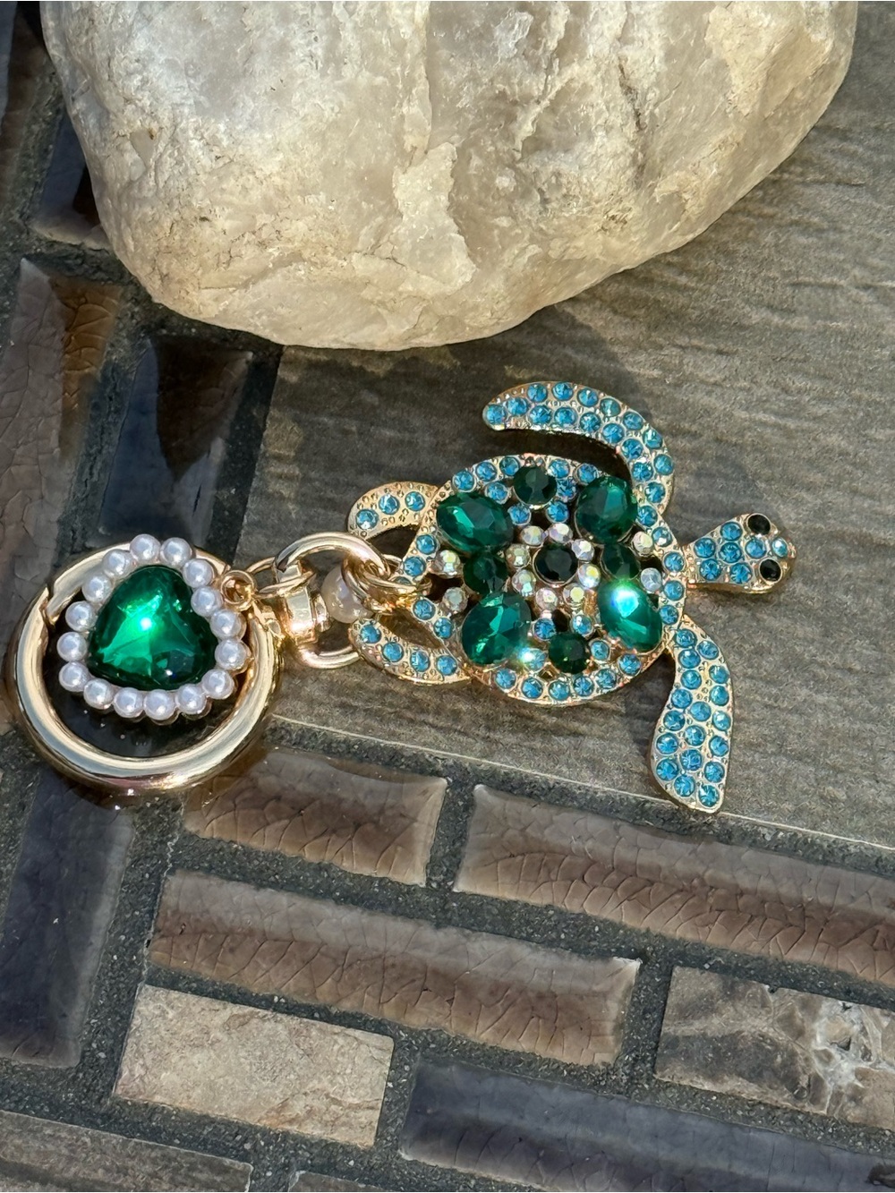 NWT Gold-Tone Sea Turtle Pendant Keychain with Emerald and Aqua Crystals